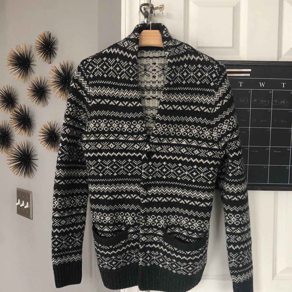 NWOT SWEATER